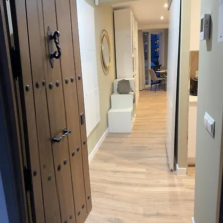 Calle La Playa * 托雷莫利诺斯